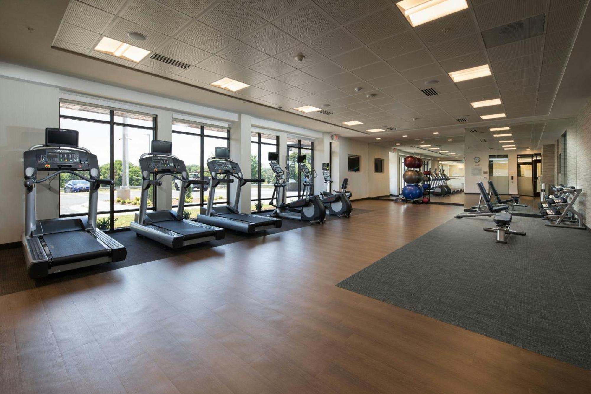 Courtyard By Marriott Russellville Buitenkant foto