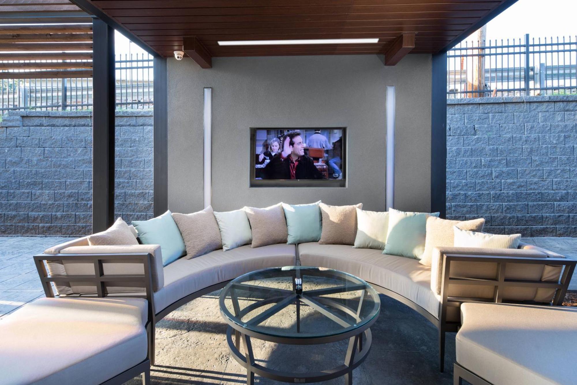 Courtyard By Marriott Russellville Buitenkant foto