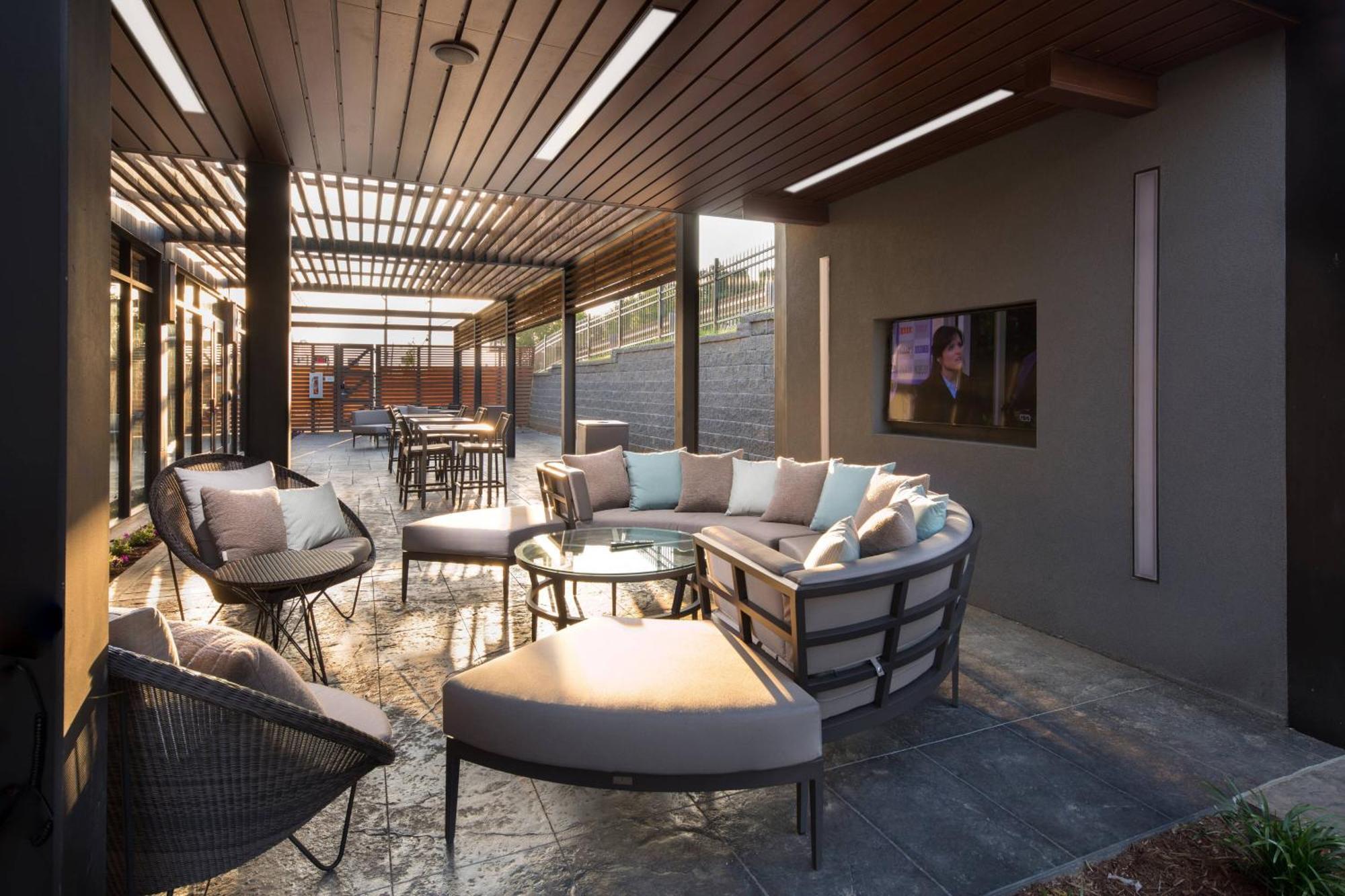 Courtyard By Marriott Russellville Buitenkant foto