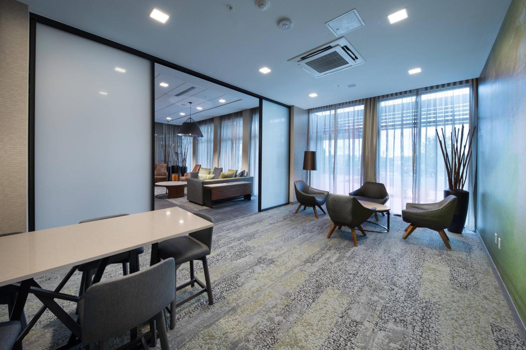 Courtyard By Marriott Russellville Buitenkant foto
