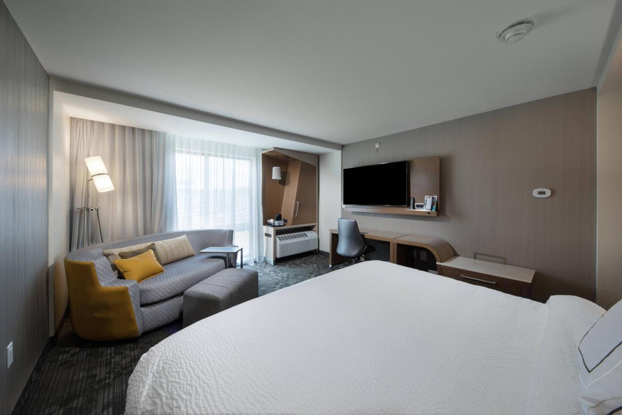 Courtyard By Marriott Russellville Buitenkant foto